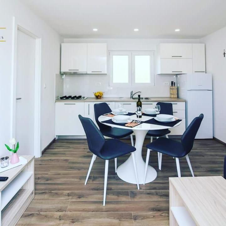 Luxury Mobile Homes Liza بيوغْغاد نا موغو المظهر الخارجي الصورة