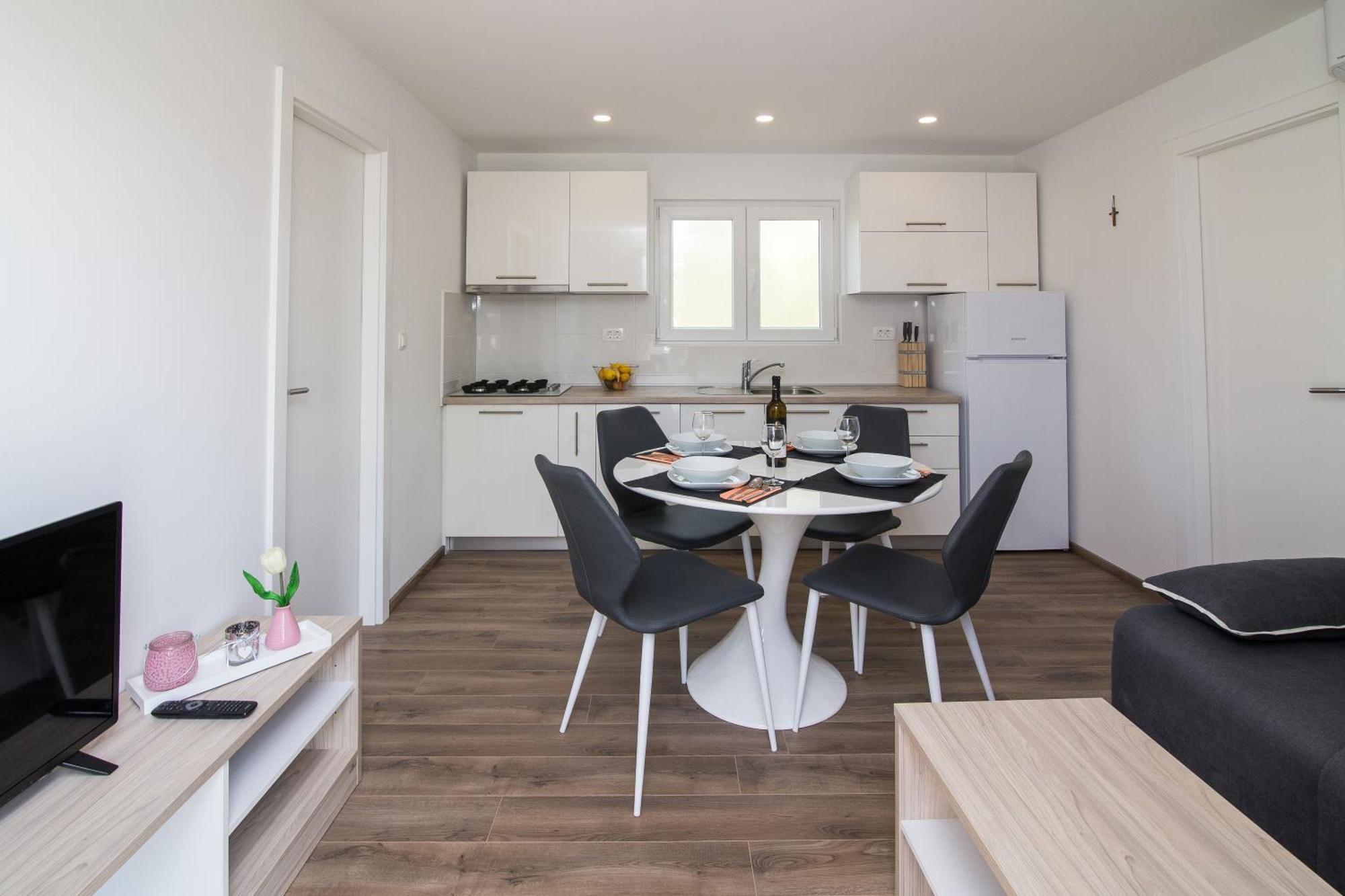Luxury Mobile Homes Liza بيوغْغاد نا موغو المظهر الخارجي الصورة